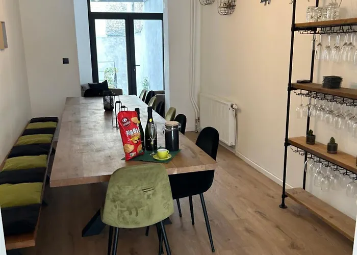 Semesterbostad Immaya